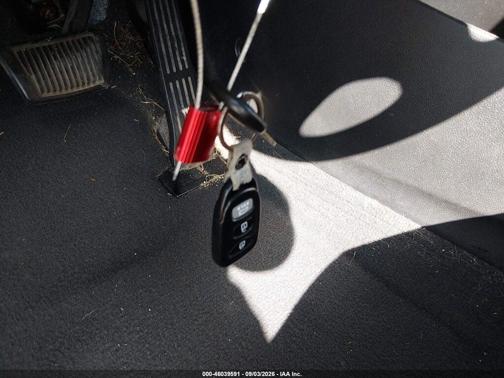 5NPDH4AE4EH492540 2014 HYUNDAI ELANTRA photo no. 11