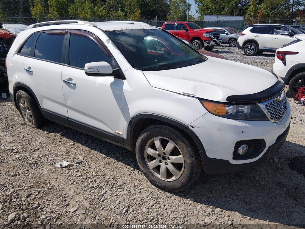 2013 KIA SORENTO 5XYKTCA60DG328460