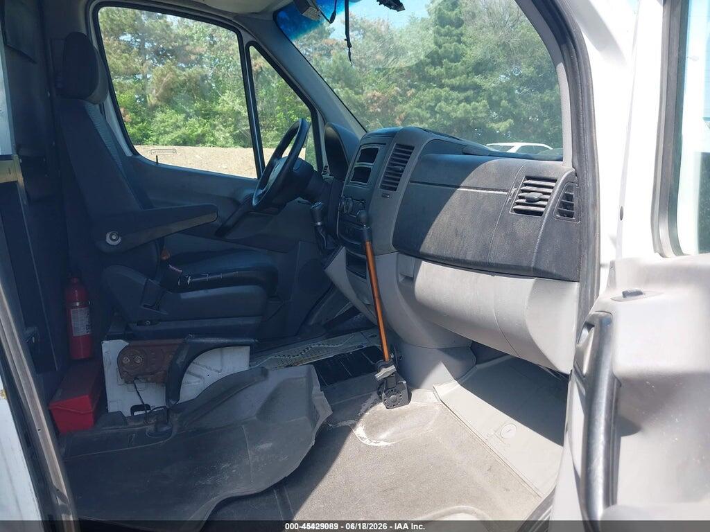 WD3PE8CB4C5683799 2012 MERCEDES-BENZ SPRINTER 2500 photo no. 5