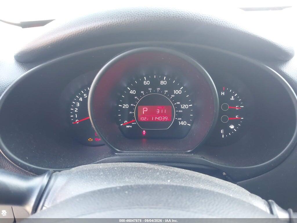 KNDJP3A58H7415338 2017 KIA SOUL photo no. 7