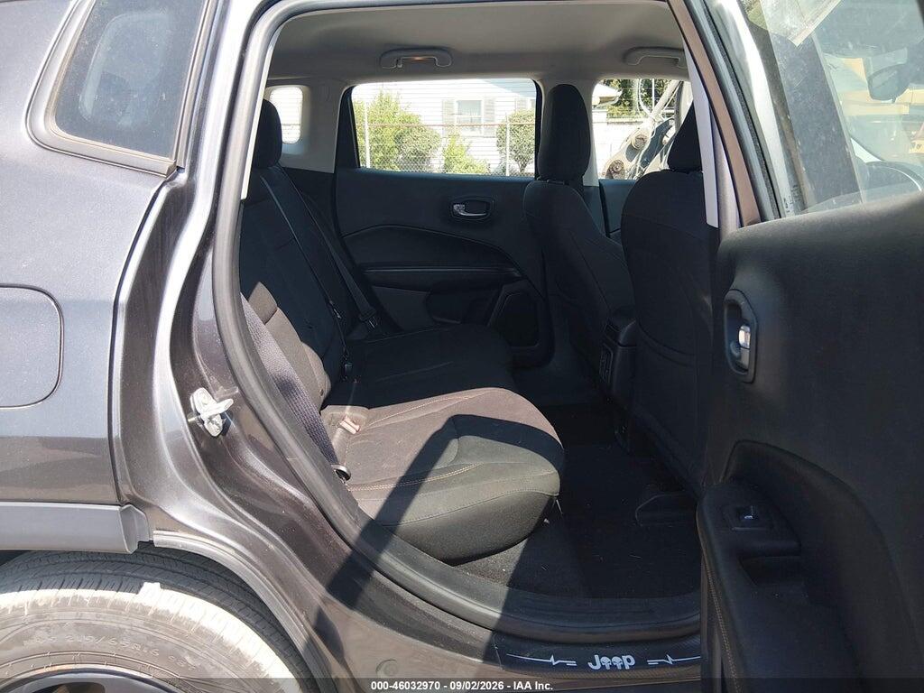3C4NJCAB9JT133512 2018 JEEP COMPASS photo no. 8