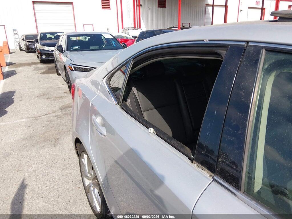 JTHBA1D22G5010516 2016 LEXUS IS 200T photo no. 6