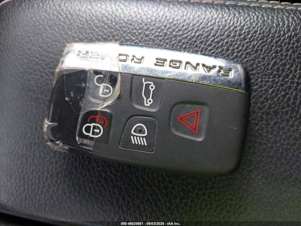 SALYB2RXXJA758828 2018 LAND ROVER RANGE ROVER VELAR photo no. 11