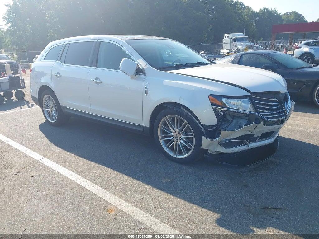 2019 LINCOLN MKT 2LMHJ5AT2KBL02221
