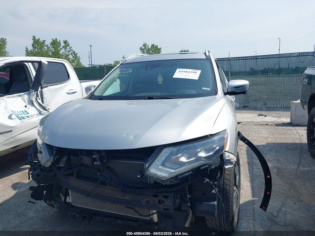 5N1AT2MV4HC834890 2017 NISSAN ROGUE photo no. 12