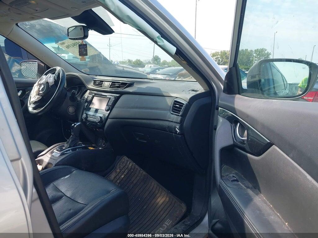 5N1AT2MV4HC834890 2017 NISSAN ROGUE photo no. 5