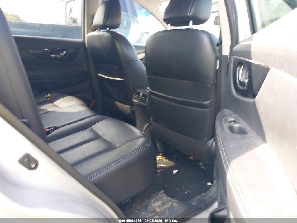 5N1AT2MV4HC834890 2017 NISSAN ROGUE photo no. 8