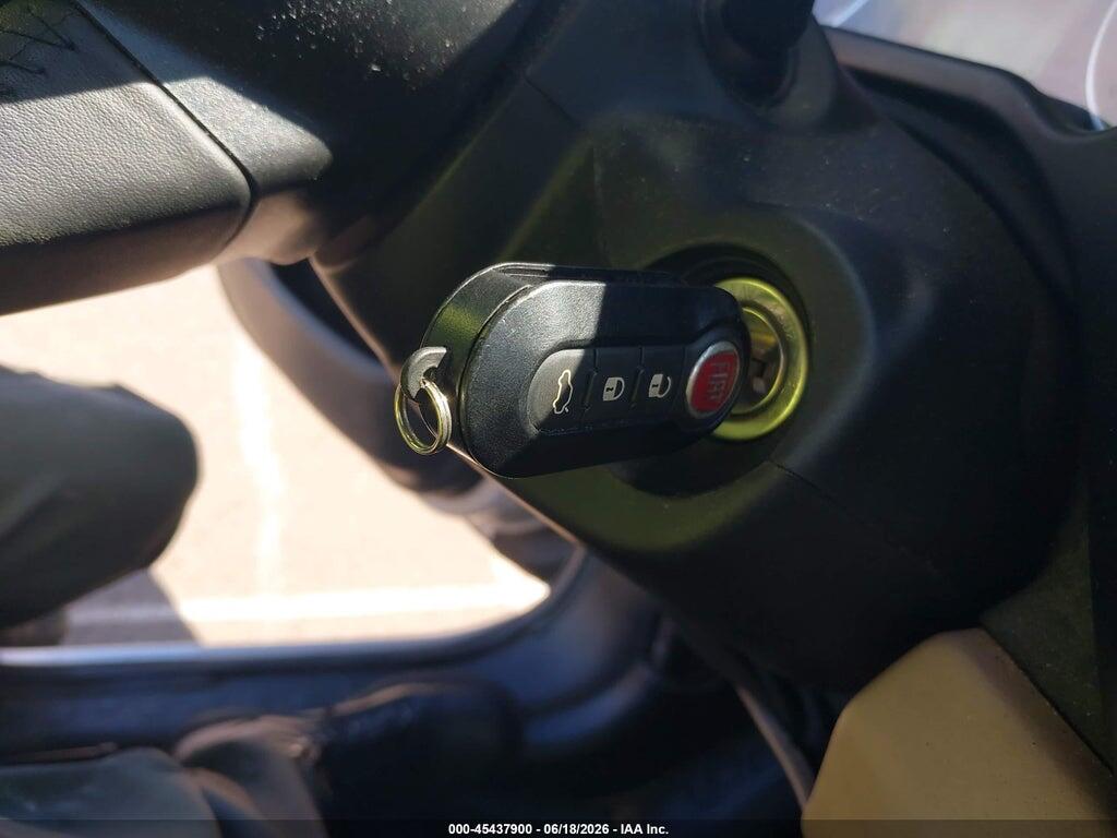 ZFBCFACH2EZ005497 2014 FIAT 500L photo no. 11