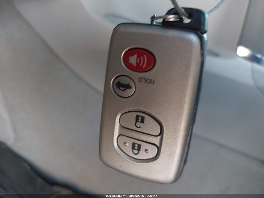 4T1BB3EK2AU123853 2010 TOYOTA CAMRY HYBRID photo no. 11