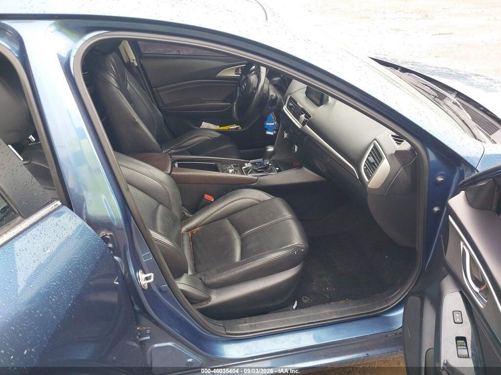 3MZBN1V33JM261444 2018 MAZDA MAZDA3 photo no. 5
