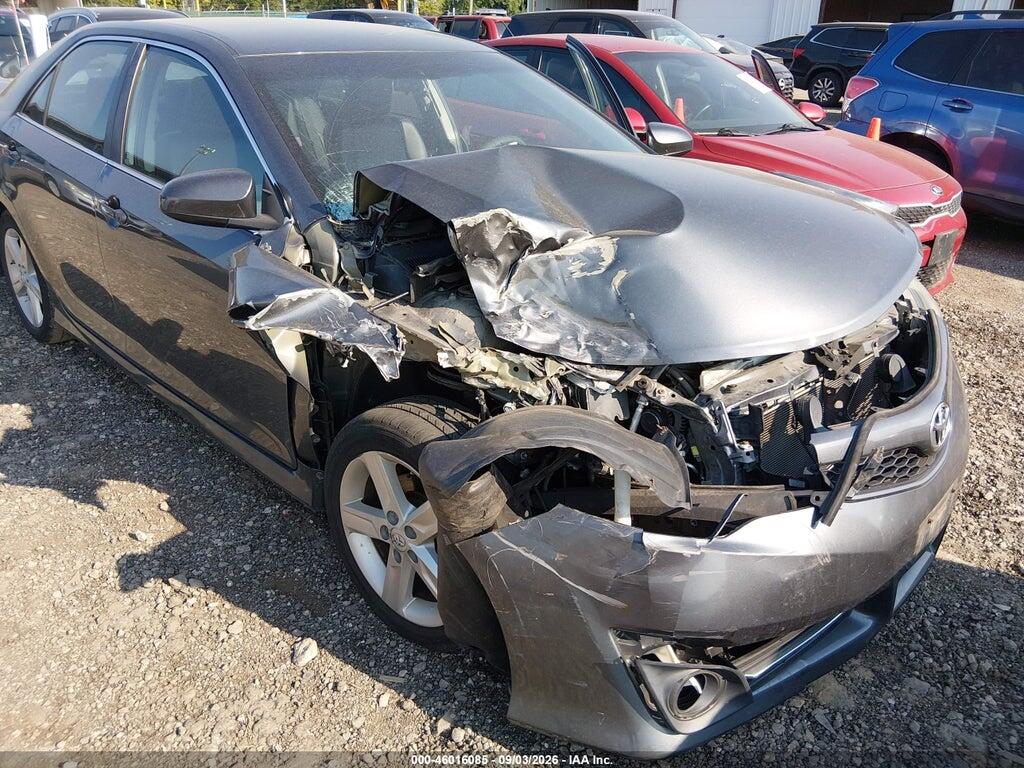 4T1BF1FKXEU771020 2014 TOYOTA CAMRY photo no. 6