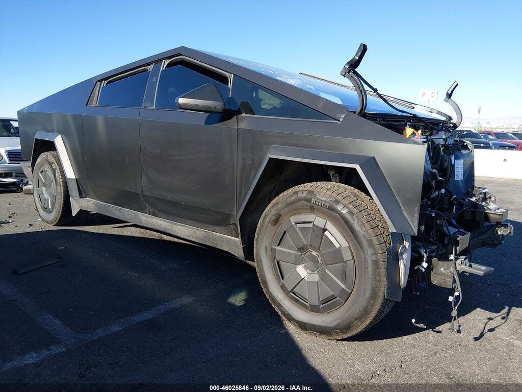 2025 TESLA CYBERTRUCK 7G2CEHED6SA076622