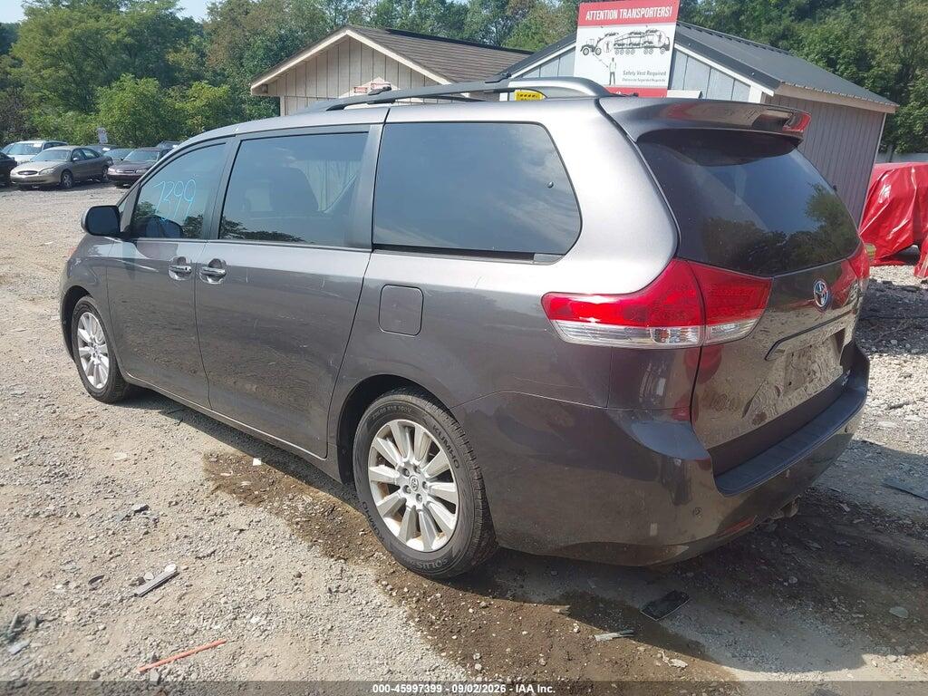 5TDDK3DC0ES087596 2014 TOYOTA SIENNA photo no. 3