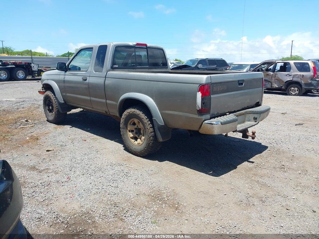 1N6ED26Y4YC354419 2000 NISSAN FRONTIER photo no. 3