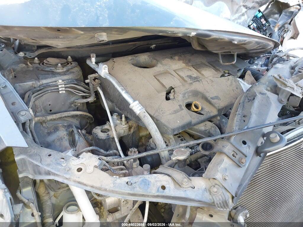 5YFBURHE1HP724542 2017 TOYOTA COROLLA photo no. 10
