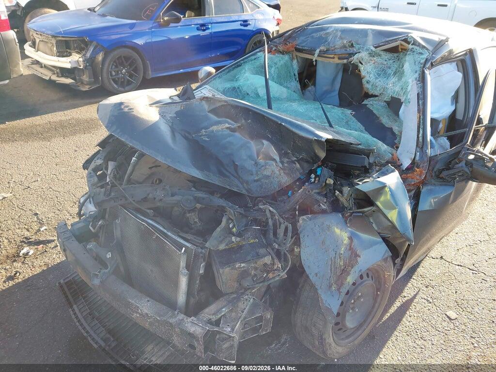 5YFBURHE1HP724542 2017 TOYOTA COROLLA photo no. 6