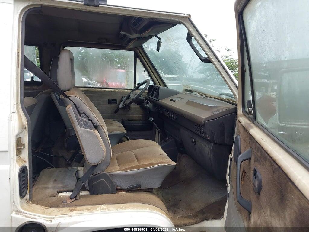 WV2YB0258LG104416 1990 VOLKSWAGEN VANAGON photo no. 5