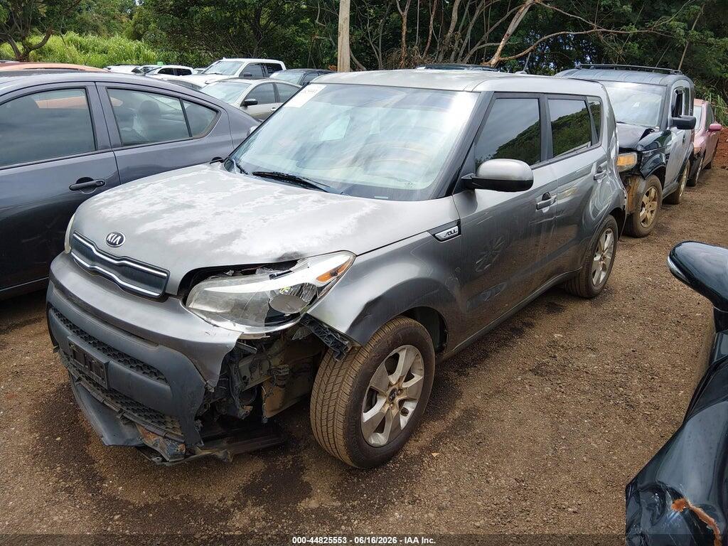KNDJN2A20J7579338 2018 KIA SOUL photo no. 2