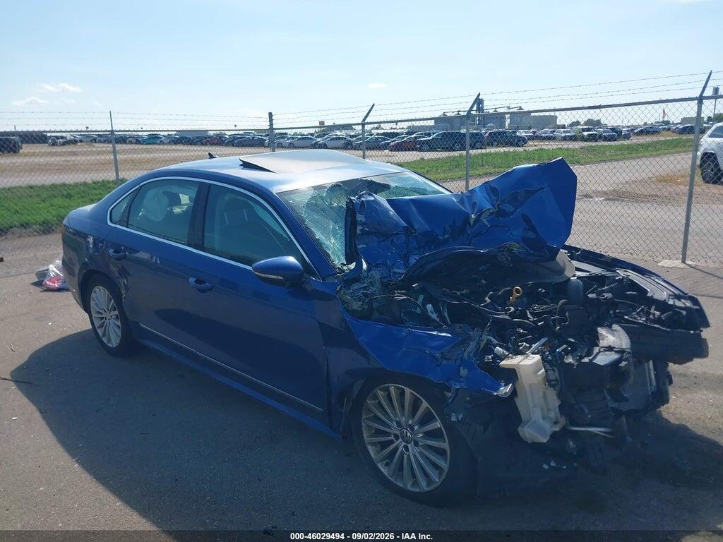 2017 VOLKSWAGEN PASSAT 1VWBT7A32HC050357