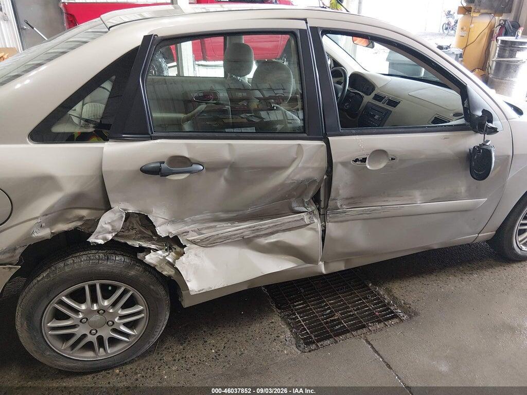 1FAFP34N37W302392 2007 FORD FOCUS photo no. 6