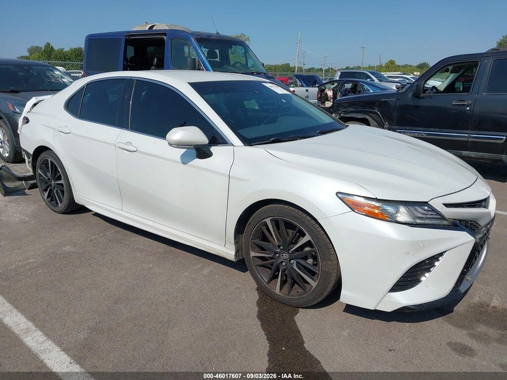 2018 TOYOTA CAMRY 4T1B61HK8JU107631