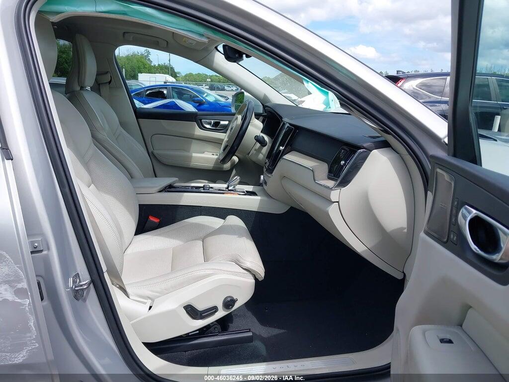 YV4L12RL3N1961063 2022 VOLVO XC60 photo no. 5