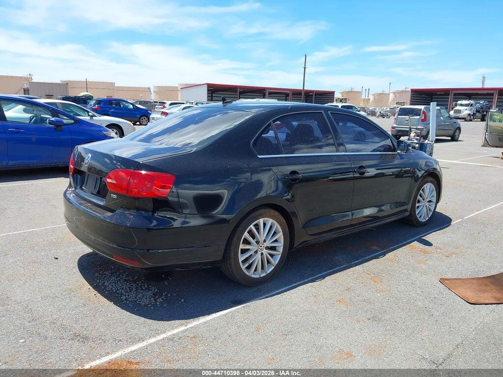 3VWLL7AJXEM372631 2014 VOLKSWAGEN JETTA photo no. 4