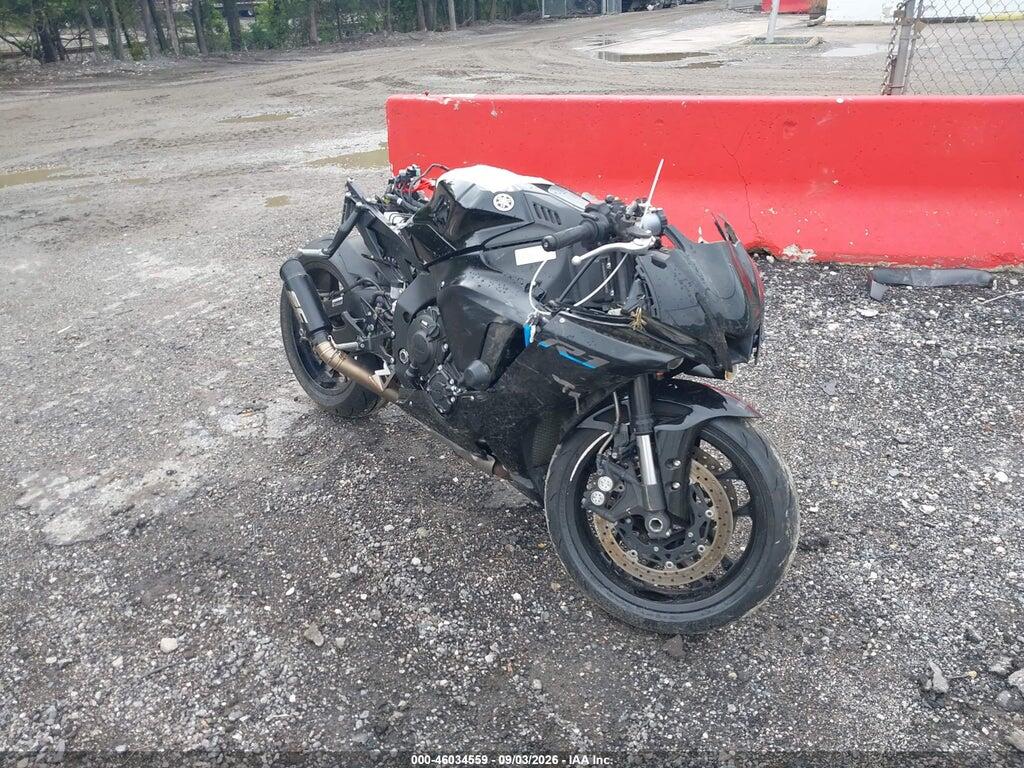 2022 YAMAHA YZFR1 JYARN66E7NA002453