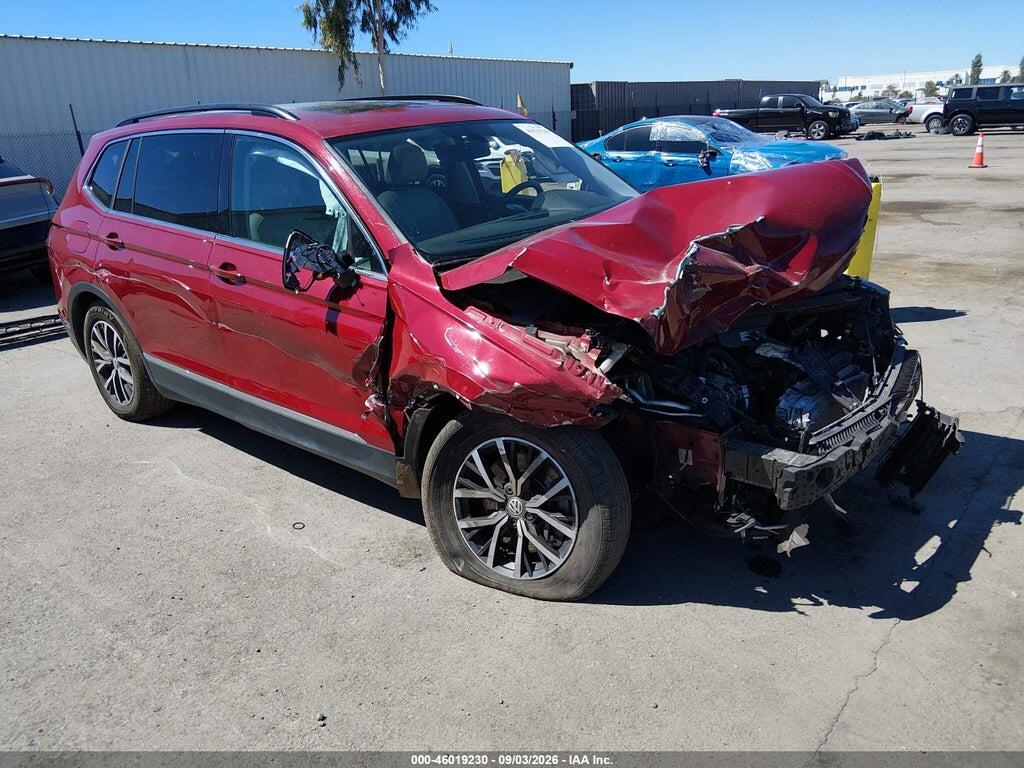 2018 VOLKSWAGEN TIGUAN 3VV3B7AX0JM191415