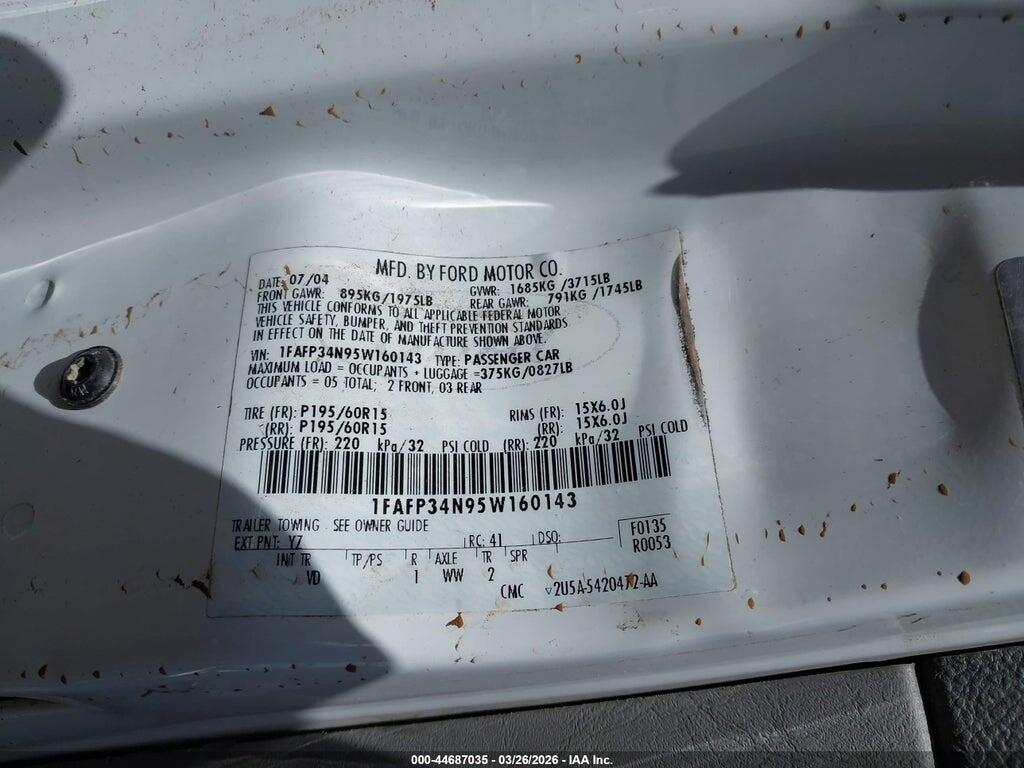 1FAFP34N95W160143 2005 FORD FOCUS photo no. 9