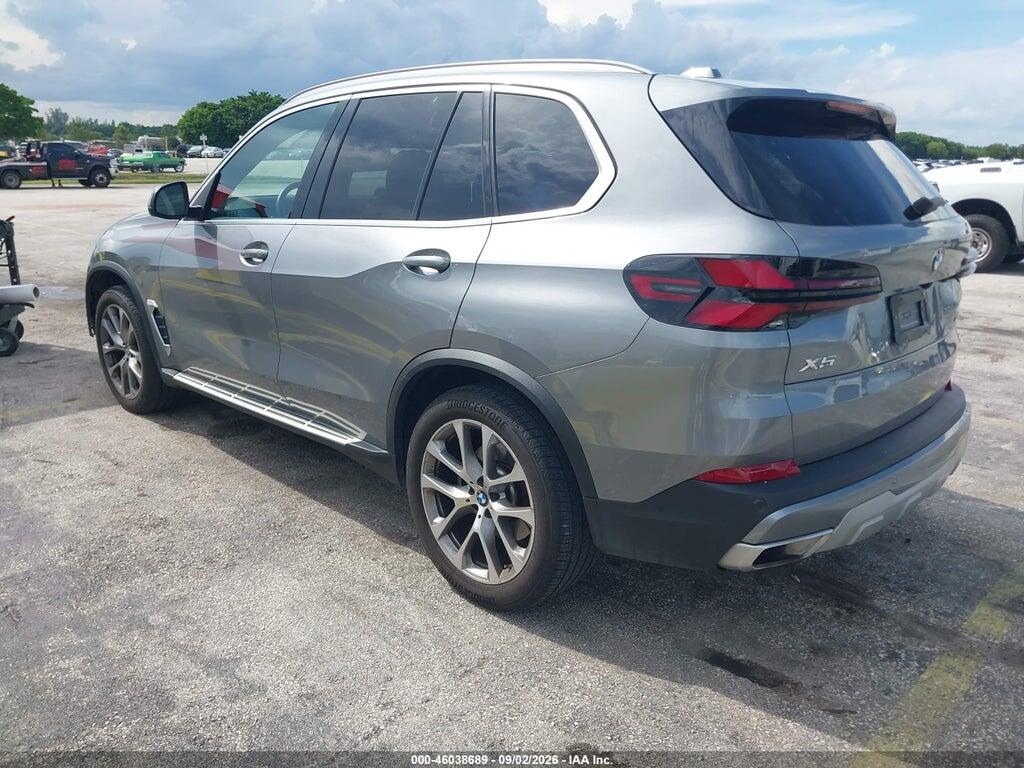5UX23EU09T9107988 2026 BMW X5 photo no. 3