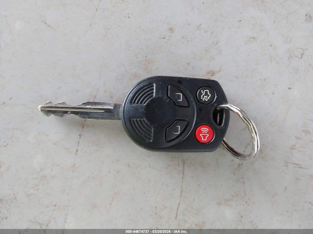 1FMCU93178KC82000 2008 FORD ESCAPE photo no. 11
