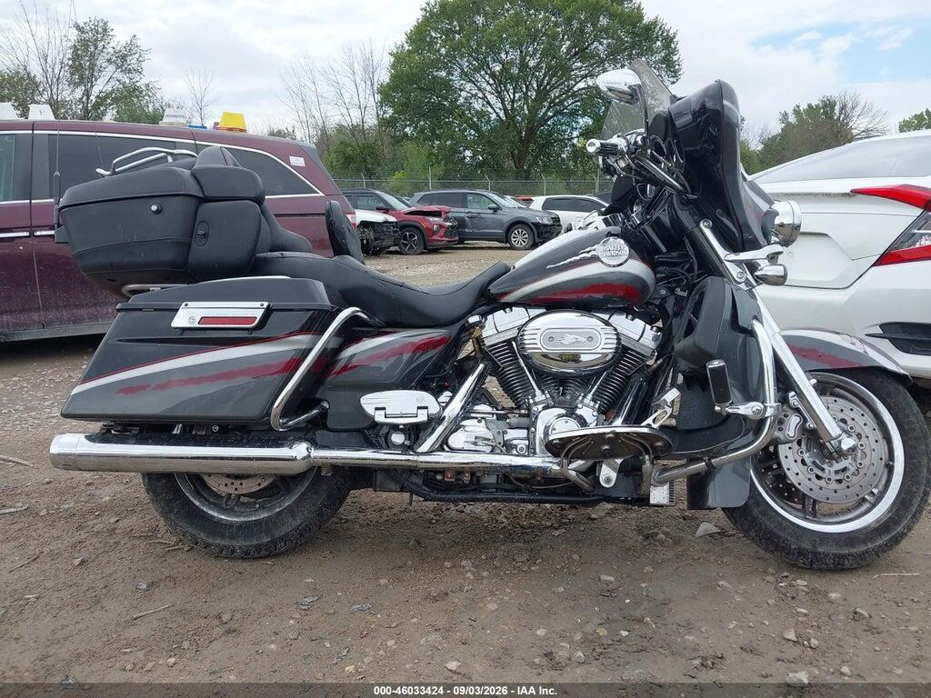 1HD1PRE186Y954493 2006 HARLEY-DAVIDSON FLHTCUSE photo no. 11