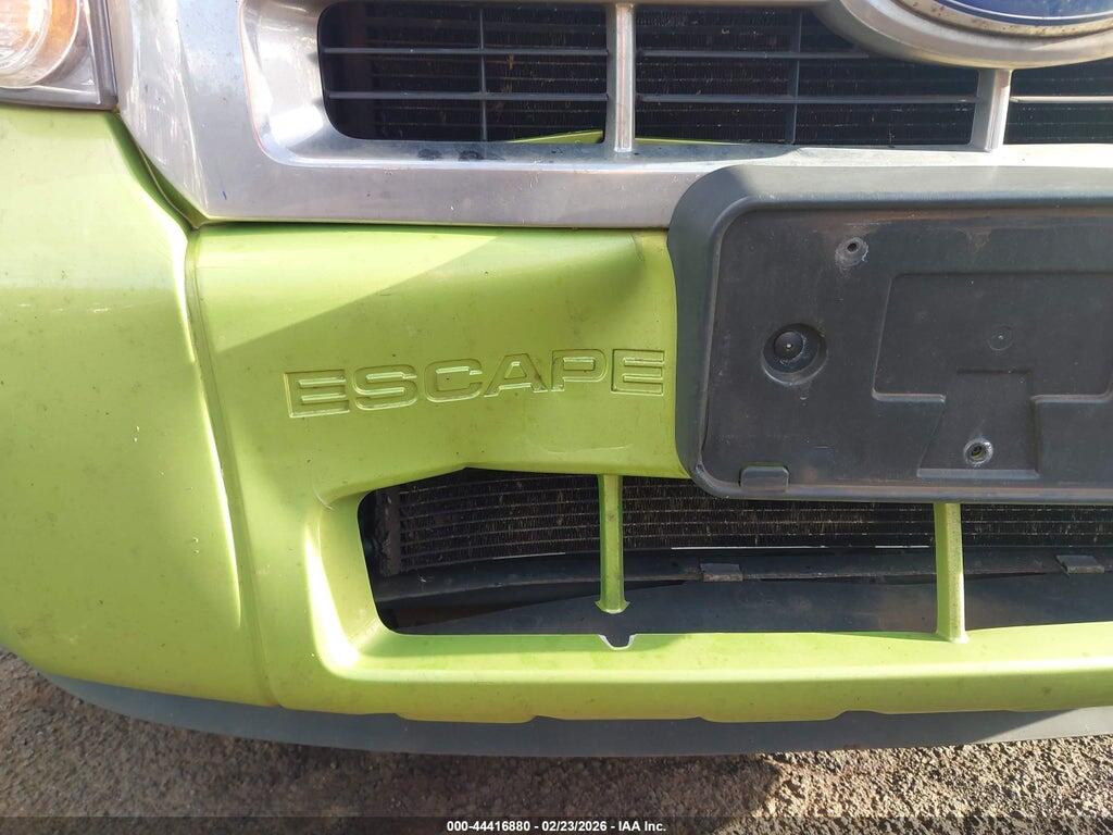 1FMCU0DG9BKC09832 2011 FORD ESCAPE photo no. 6