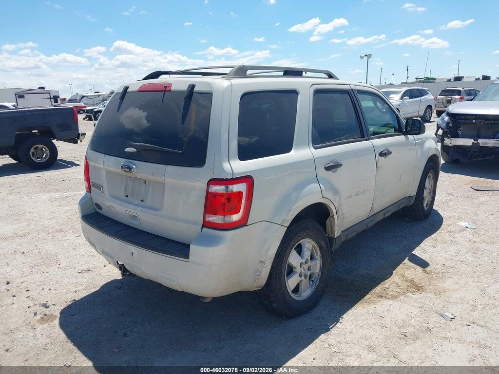 1FMCU0C77BKC22936 2011 FORD ESCAPE photo no. 4