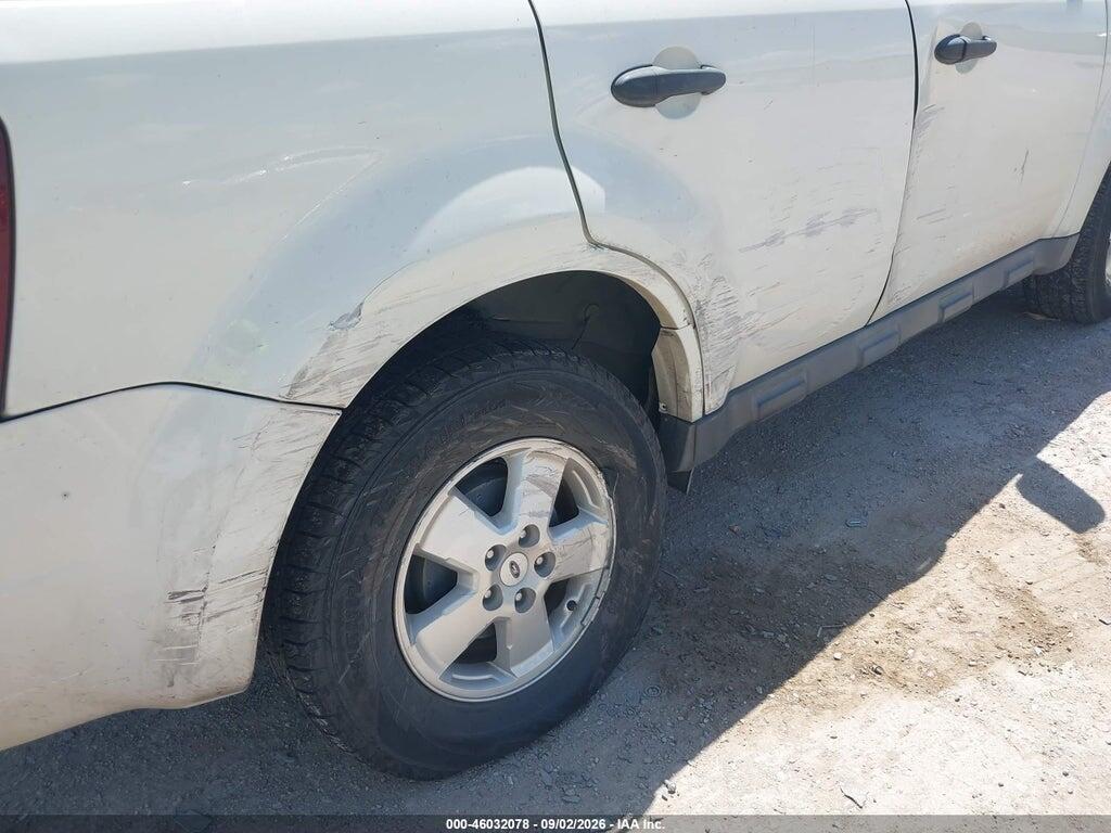 1FMCU0C77BKC22936 2011 FORD ESCAPE photo no. 6