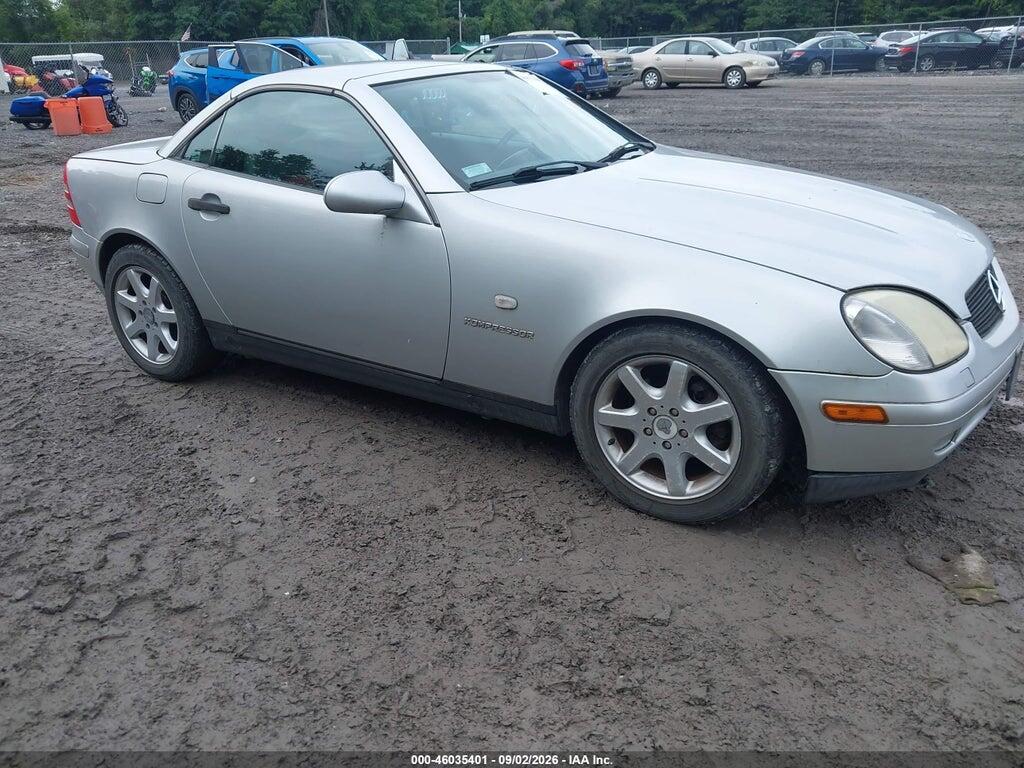 2000 MERCEDES-BENZ SLK WDBKK47F6YF169659