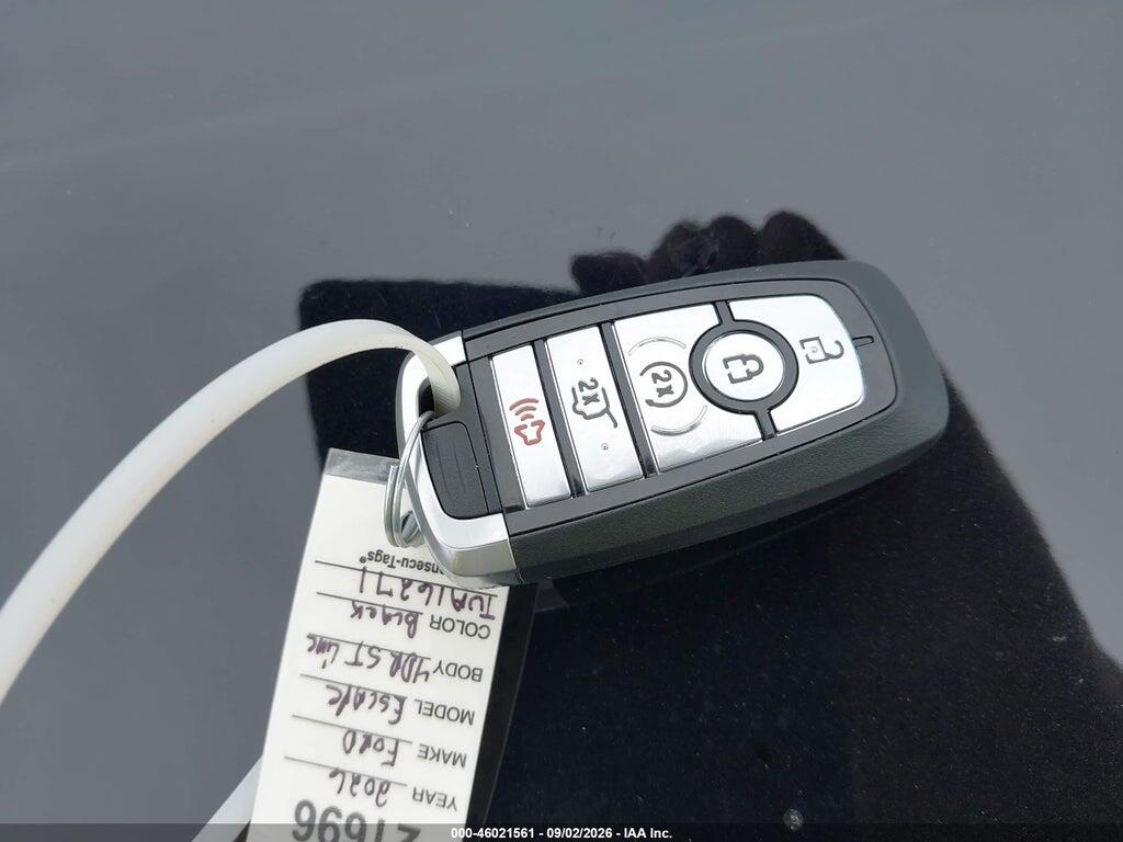 1FMCU9NAXTUA16271 2026 FORD ESCAPE photo no. 11