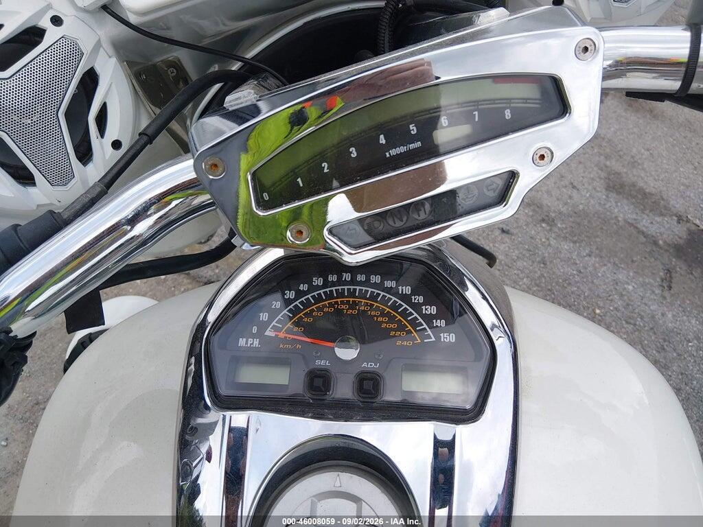 JS1VY53A672103643 2007 SUZUKI VZR1800 photo no. 7