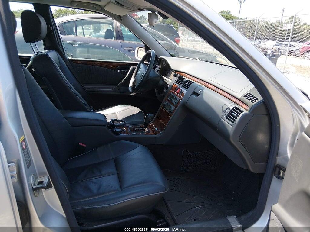 WDBJH65J93X089627 2003 MERCEDES-BENZ C 320 photo no. 5