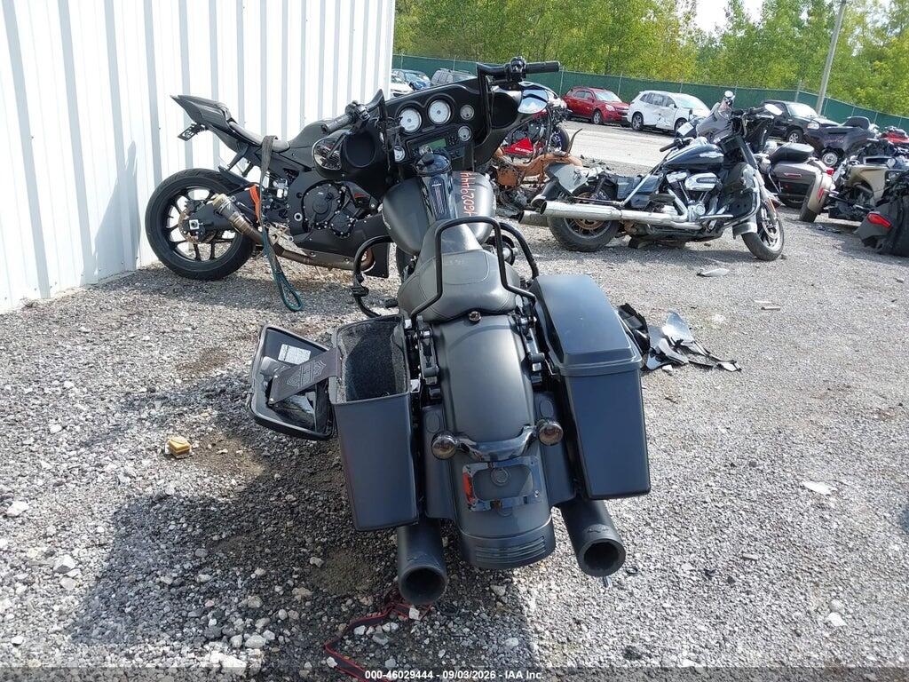 1HD1KBM12CB615167 2012 HARLEY-DAVIDSON FLHX photo no. 6