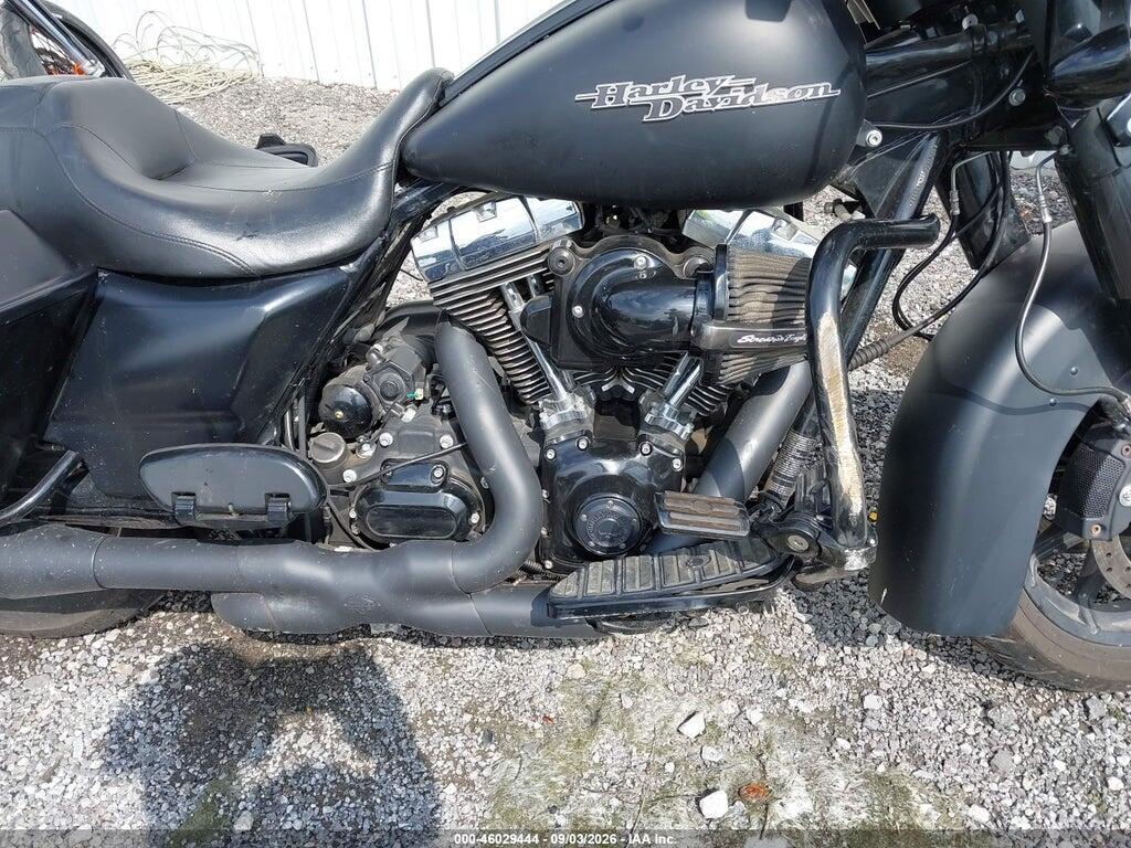 1HD1KBM12CB615167 2012 HARLEY-DAVIDSON FLHX photo no. 8