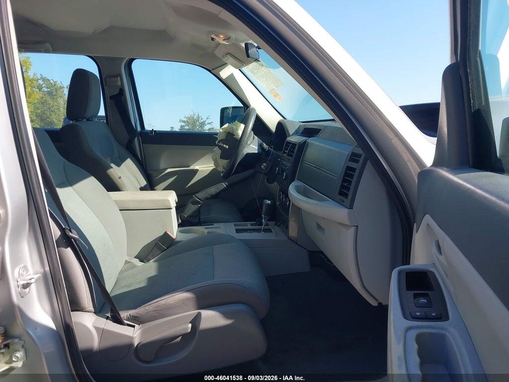 1J8GN28K08W174797 2008 JEEP LIBERTY photo no. 5