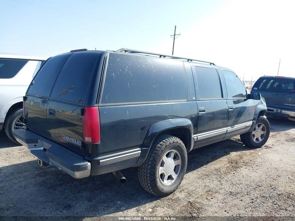 3GNFK16RXXG229881 1999 CHEVROLET SUBURBAN 1500 photo no. 4