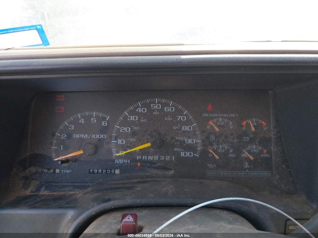 3GNFK16RXXG229881 1999 CHEVROLET SUBURBAN 1500 photo no. 7