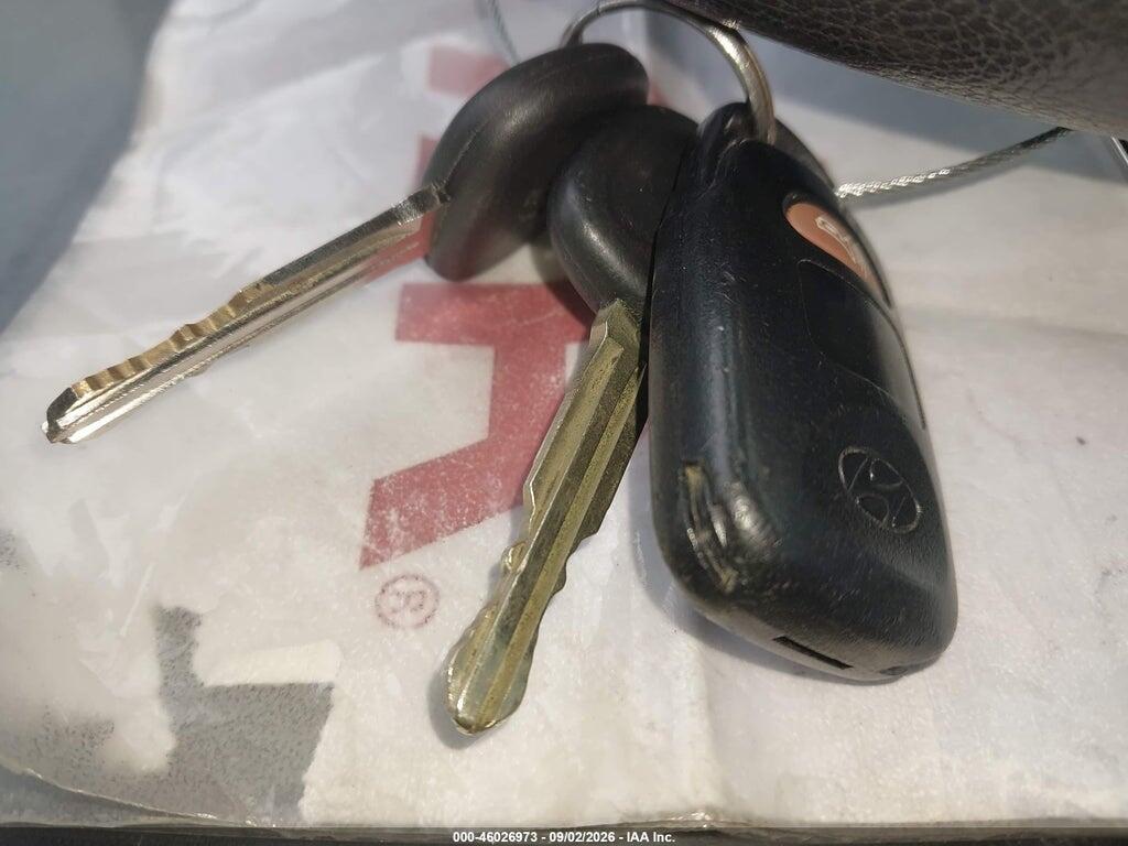 5NPDH4AE9CH121015 2012 HYUNDAI ELANTRA photo no. 11