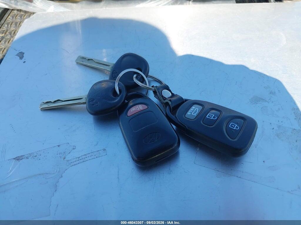 5NPEB4AC6CH322018 2012 HYUNDAI SONATA photo no. 11