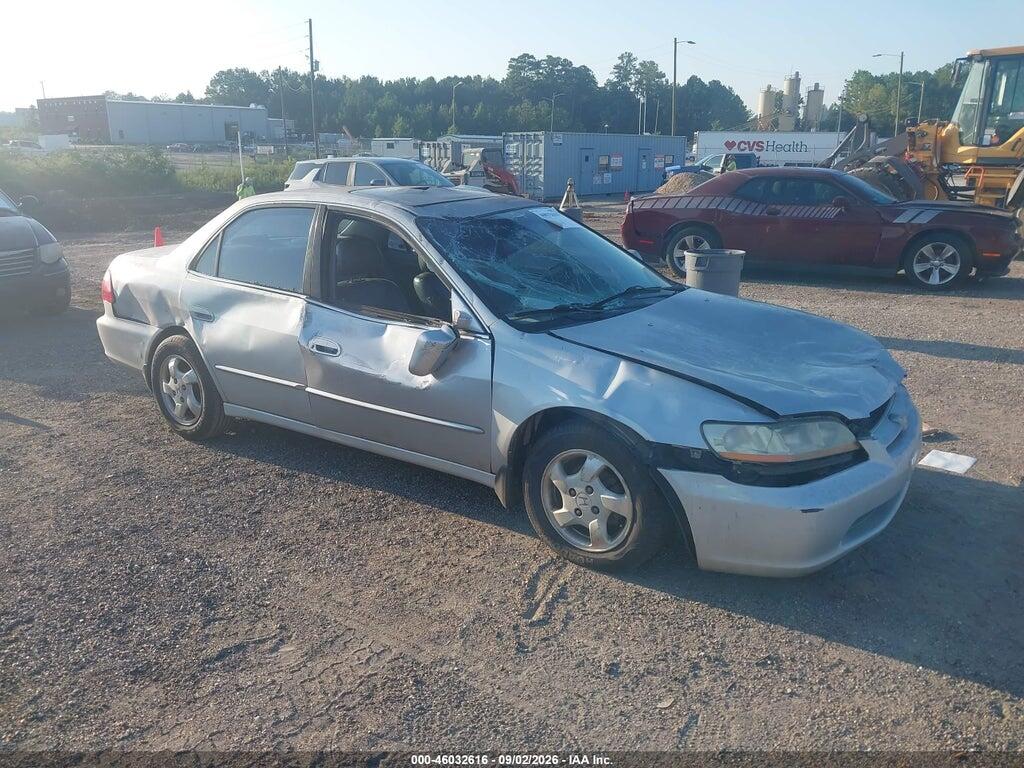 1999 HONDA ACCORD 1HGCG5558XA122590