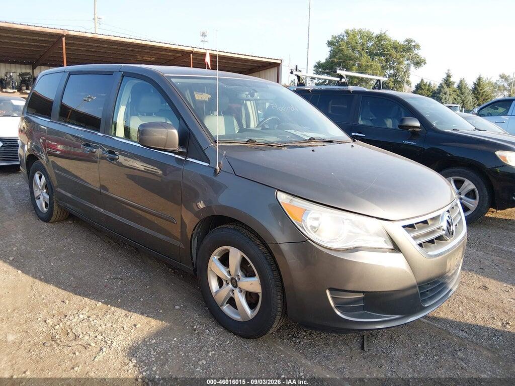 2010 VOLKSWAGEN ROUTAN 2V4RW5DX2AR236947