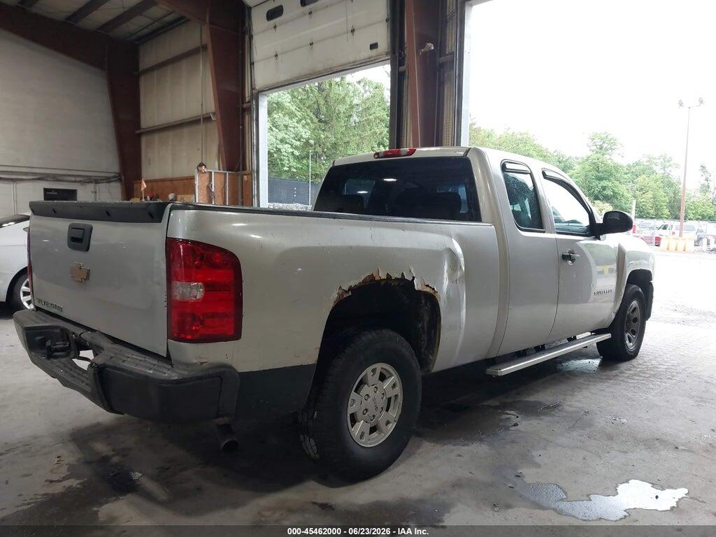 1GCRCPEX0BZ118240 2011 CHEVROLET SILVERADO 1500 photo no. 4
